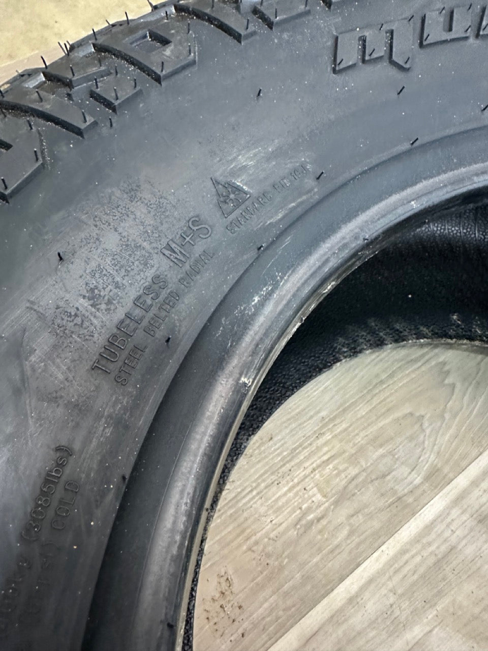 LT 33x12.5x17 Haida HD869 M/T E All Weather tires