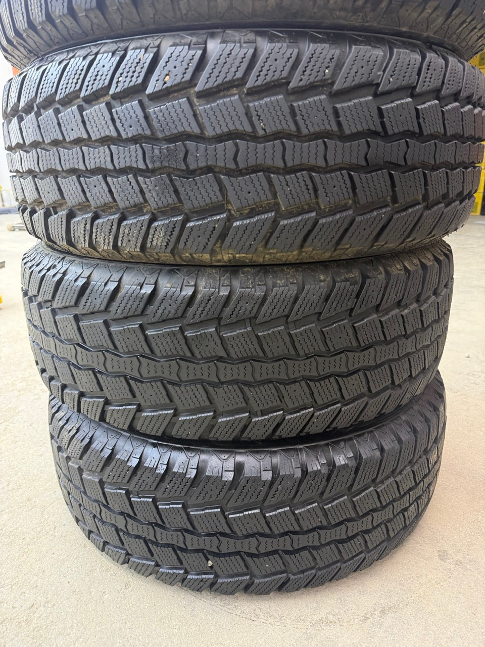 275/65R18 Sailun Ice Blazer WST2 Winter Tires (USED)