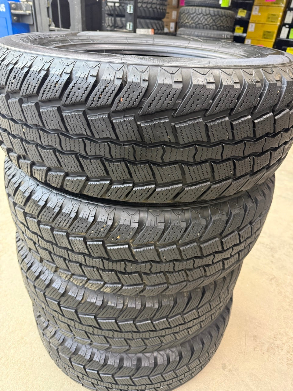 275/65R18 Sailun Ice Blazer WST2 Winter Tires (USED)