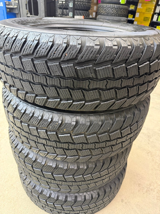 275/65R18 Sailun Ice Blazer WST2 Winter Tires (USED)