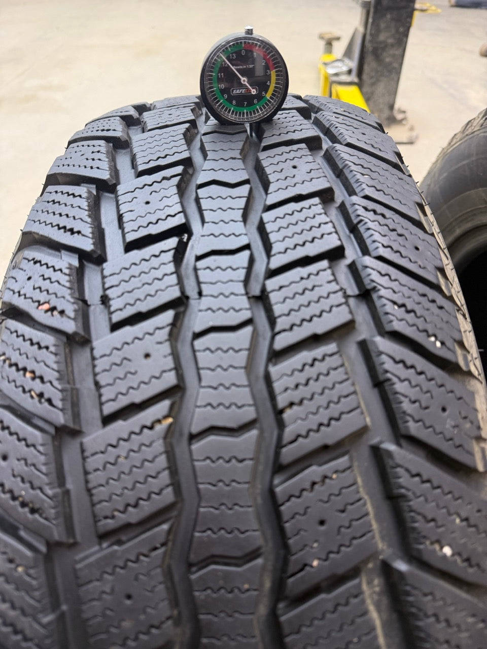 275/65R18 Sailun Ice Blazer WST2 Winter Tires (USED)