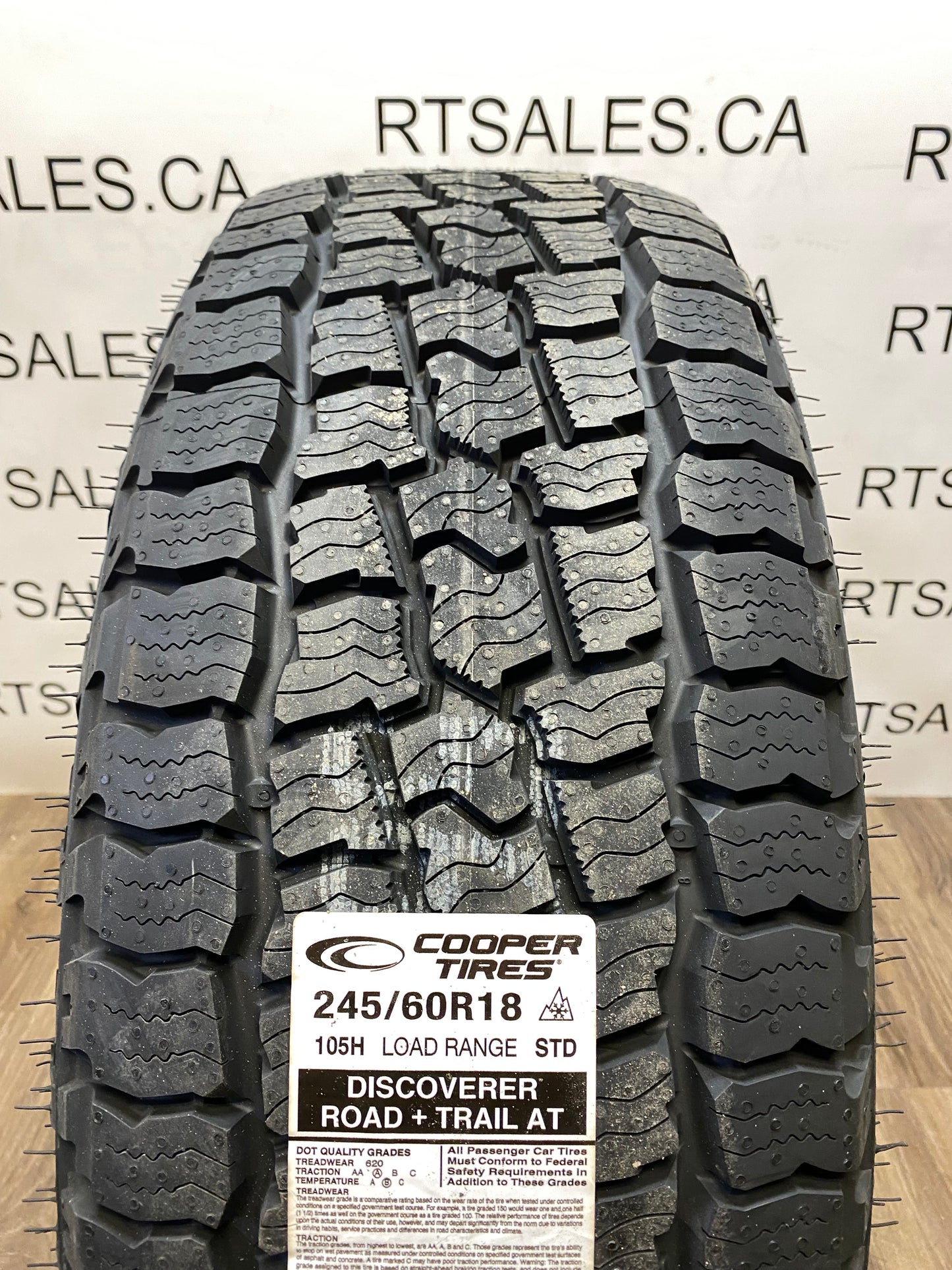 245/60/18 Cooper DISCOVERER ROAD TRAIL AT All Weather Tires