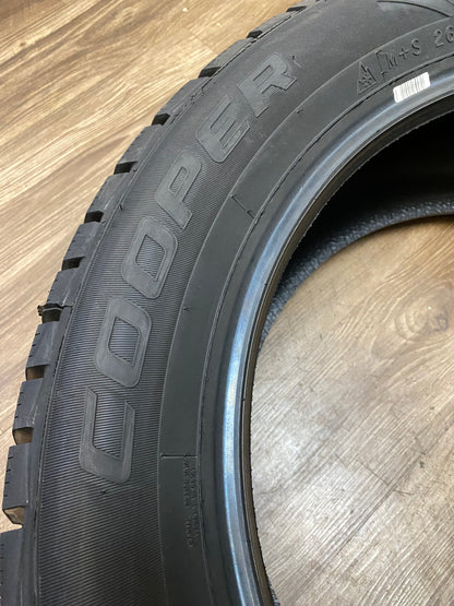 265/50/20 Cooper EVOLUTION WINTER Studdable Winter Tires