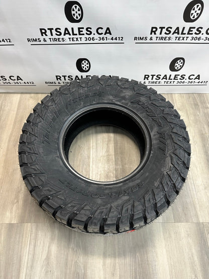 LT 35x12.5x17 Amp TERRAIN R/T E All Season Tires