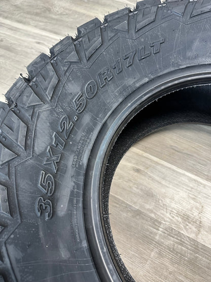 LT 35x12.5x17 Amp TERRAIN R/T E All Season Tires