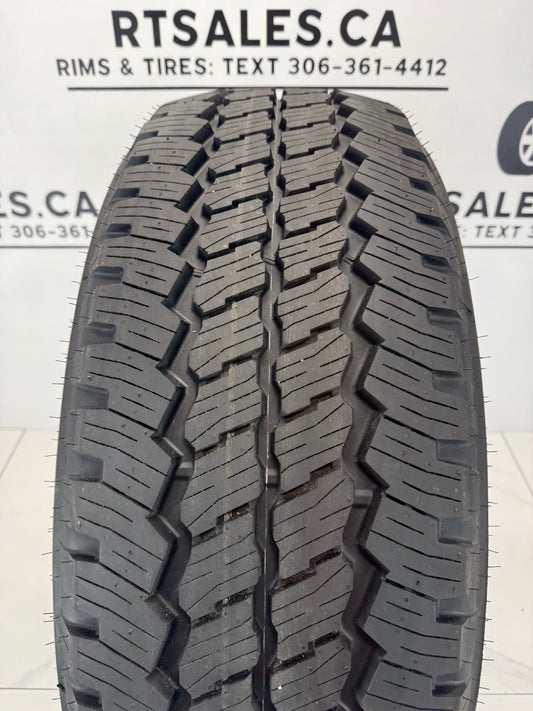 275/65/20 Bridgestone Dueler E Tires. (takeoffs)