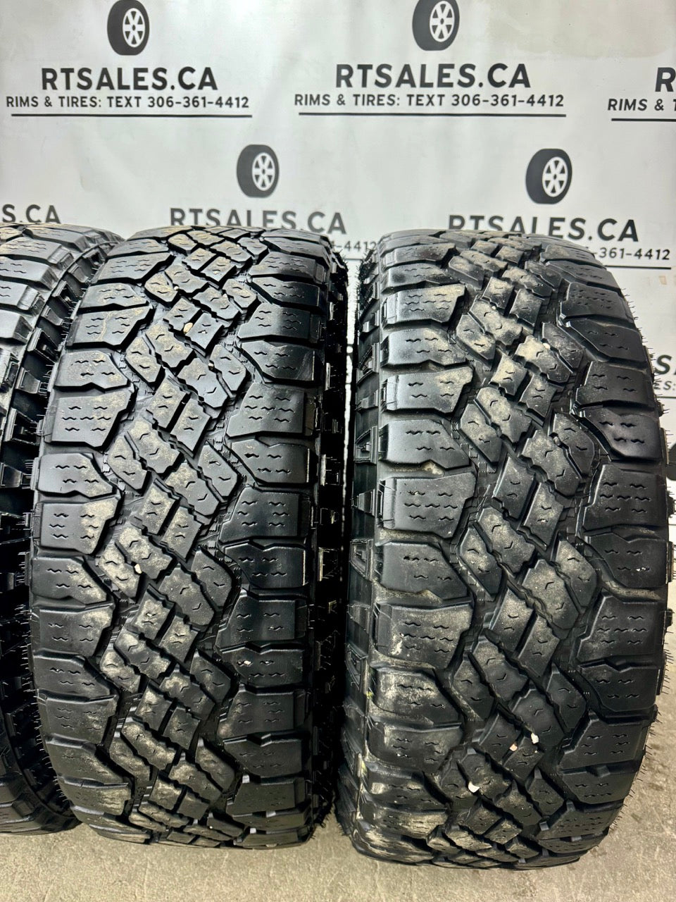 275/55/20 Goodyear 20" tires / Dodge Ram 1500 rims / 6x139.7 (Used)