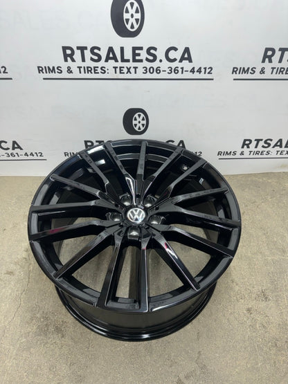 20x9 Replica R233 Rims 5x112