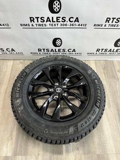 225/65/17 Studded Michelin tires rims 5x114.3 TOYOTA RAV4 MAZDA