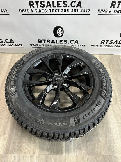 225/65/17 Studded Michelin tires rims 5x114.3 TOYOTA RAV4 MAZDA