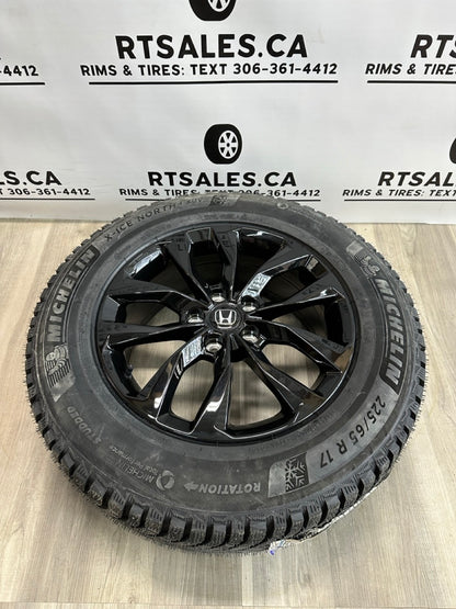 225/65/17 Studded Michelin tires rims 5x114.3 TOYOTA RAV4 MAZDA