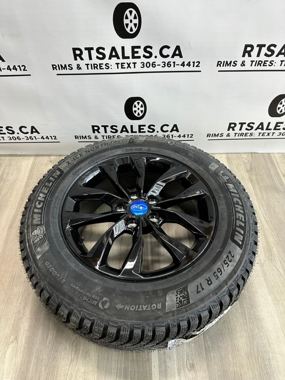 225/65/17 Studded Michelin tires rims 5x114.3 TOYOTA RAV4 MAZDA