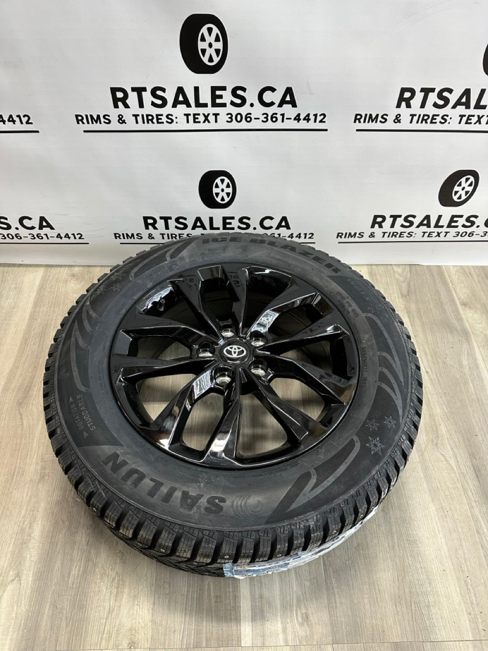 225/65/17 Studded WINTER TIRES rims 5x114.3 TOYOTA RAV4 MAZDA