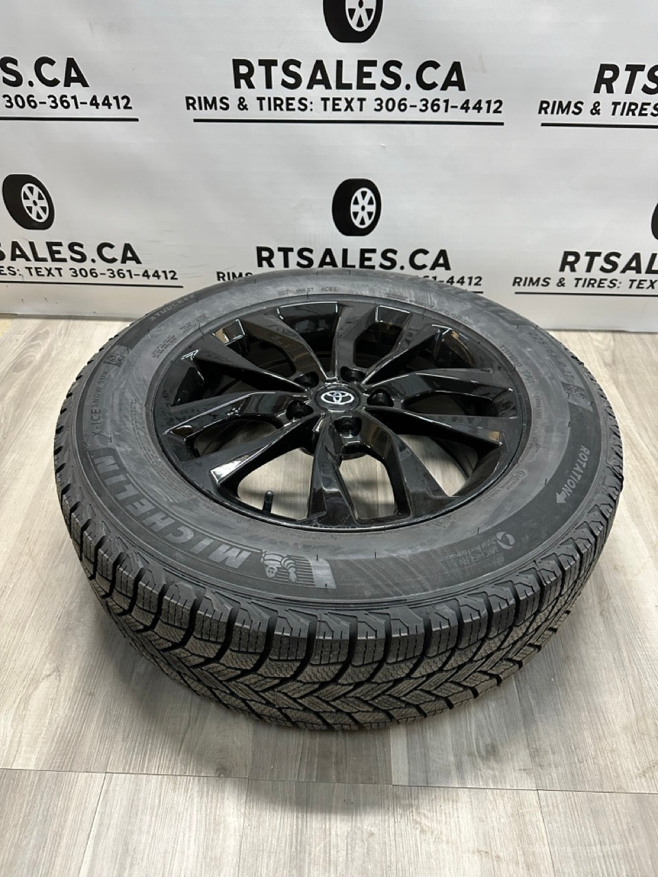 225/65/17 Michelin X-ice tires rims 5x114.3 TOYOTA RAV4 MAZDA