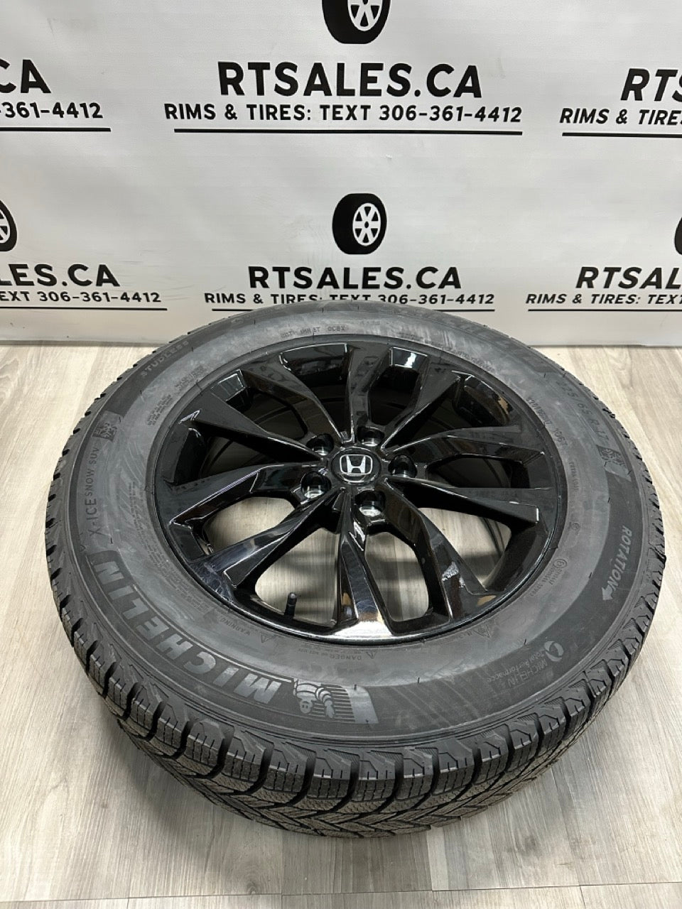 225/65/17 Michelin X-ice tires rims 5x114.3 TOYOTA RAV4 MAZDA