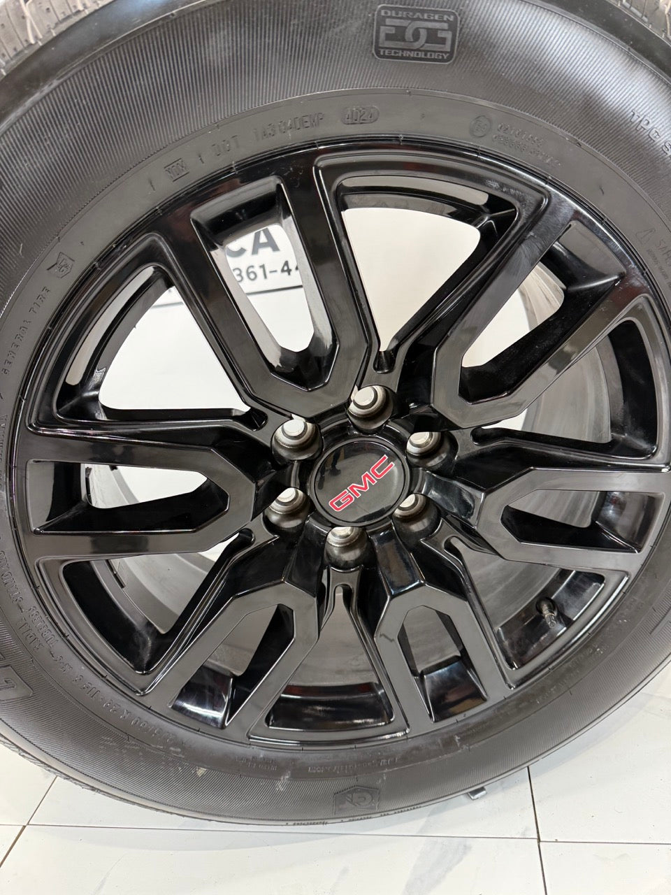 275/60/20 General tires GMC Chevy 1500 20 inch rims (Takeoffs)
