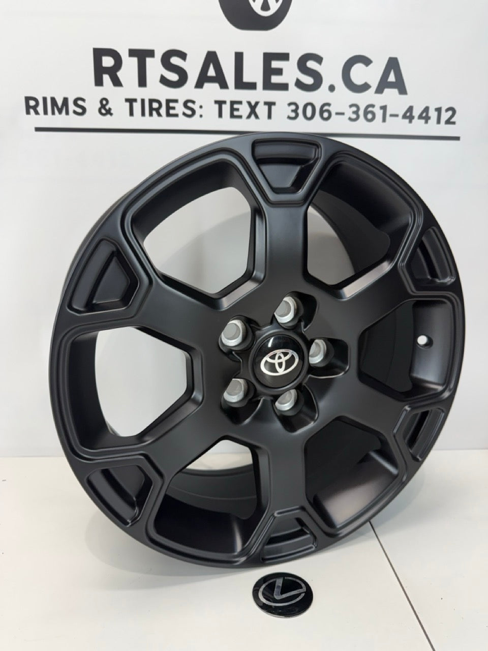 5×114.3 Black Replica Rims – 17" & 18" (Toyota/ Lexus)