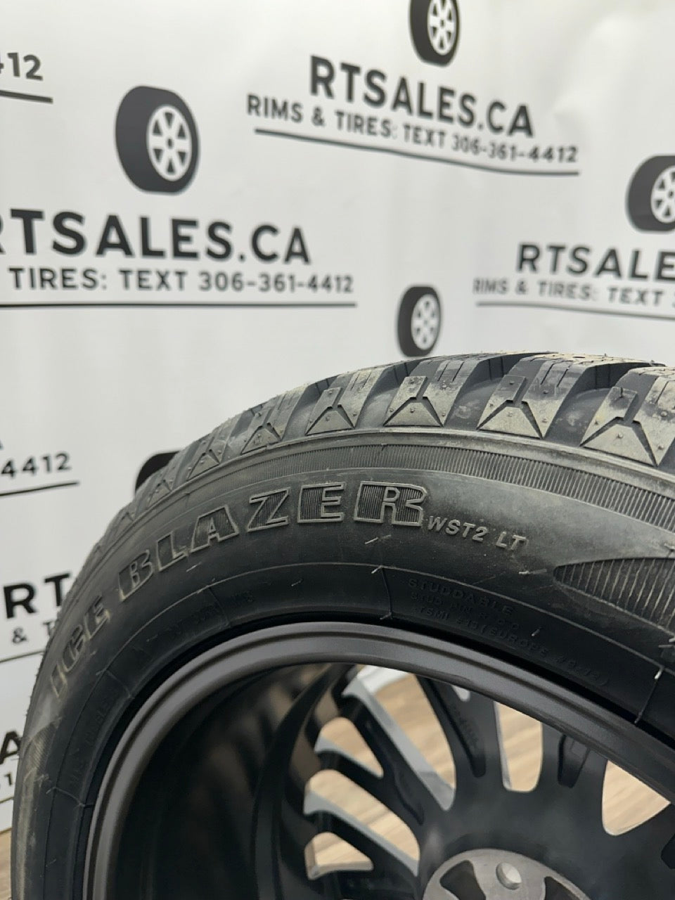 235/60/18 WINTER TIRES rims 5x114.3 Toyota Lexus