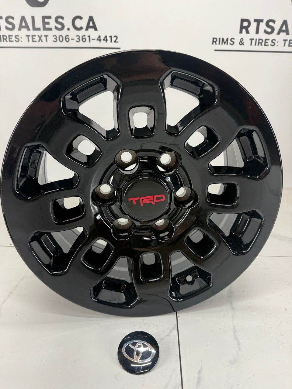 16x7 Fast Replica Gloss Black Rims 6x139.7 Tacoma