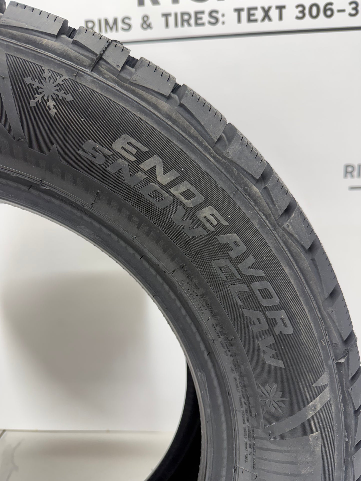 185/65R15 Cooper Endeavor Snow Claw Studdable Winter Tires