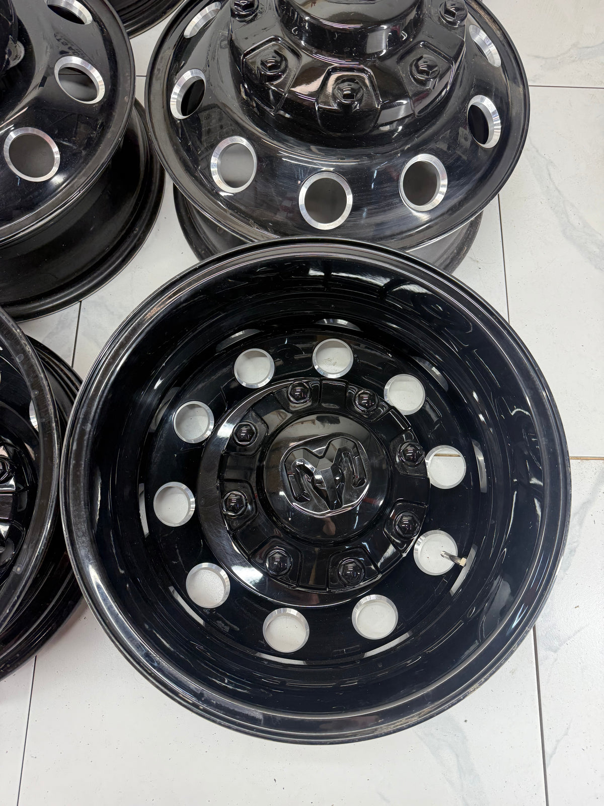 17x6 Ram 3500 Dually Factory OEM Gloss Black Rims 8x200 (Set of 6 – Light Use)