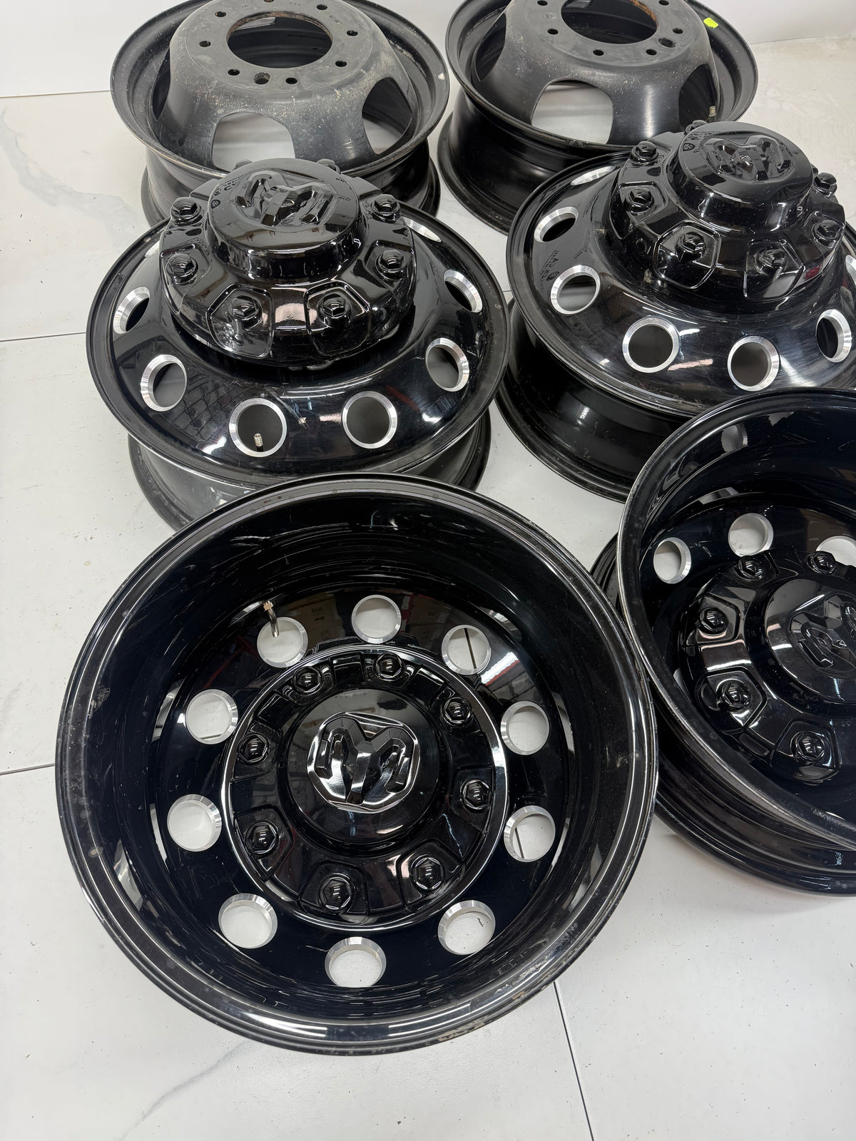 17x6 Ram 3500 Dually Factory OEM Gloss Black Rims 8x200 (Set of 6 – Light Use)