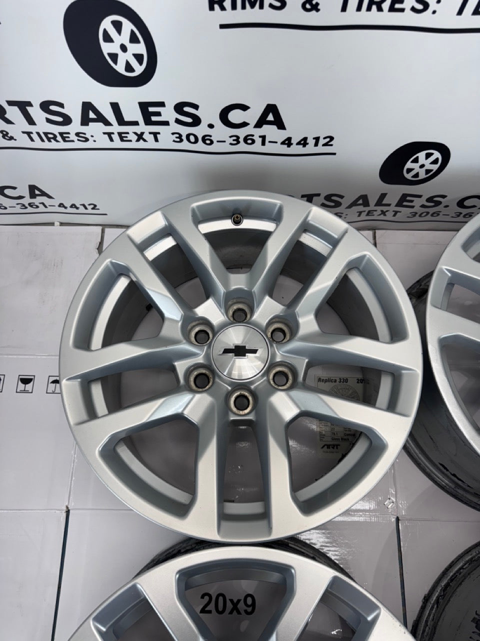 18x8.5 GM GMC CHEVY FACTORY OEM Rims 6x139.7 (Used)