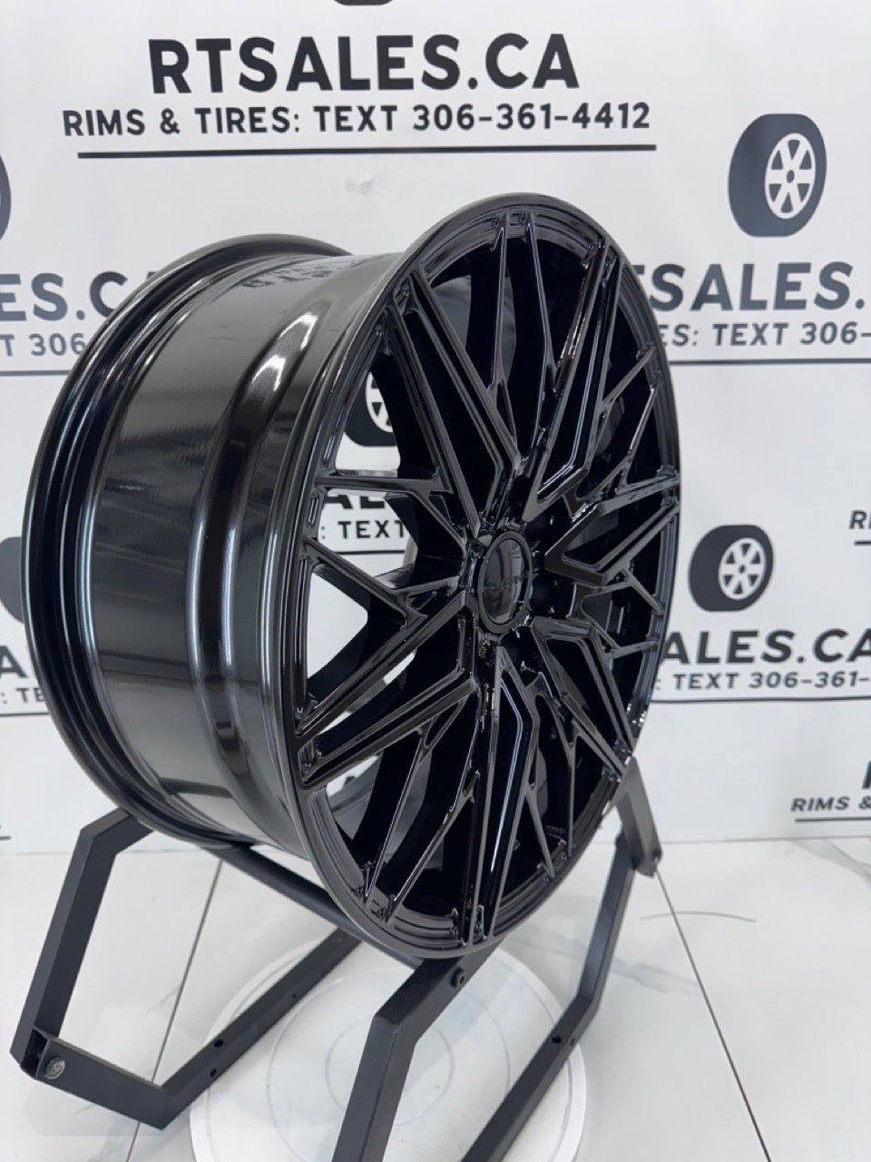 18x8 Ruffino Rims 6x120