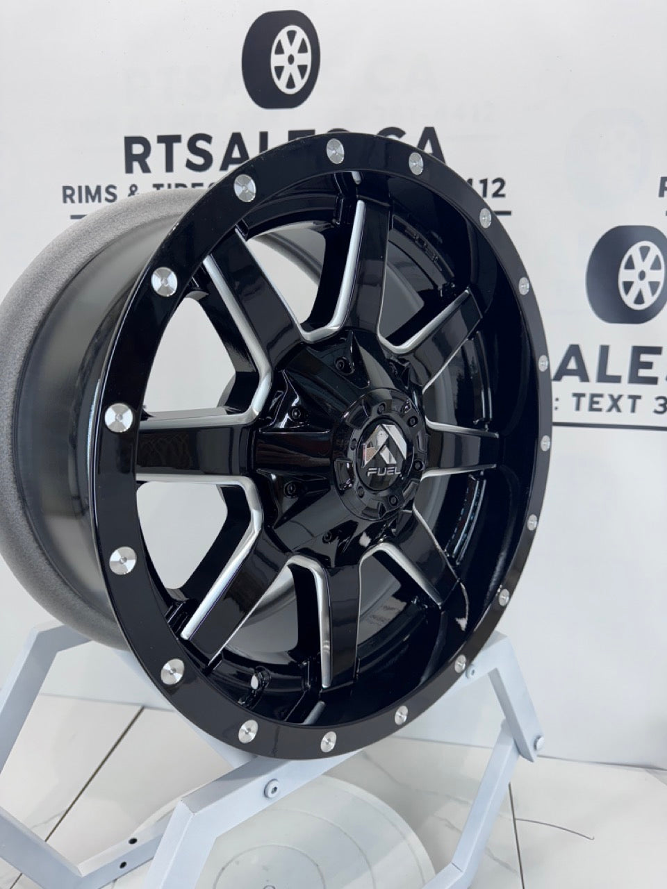 17x9 Fuel Maverick Rims 6x139.7/135