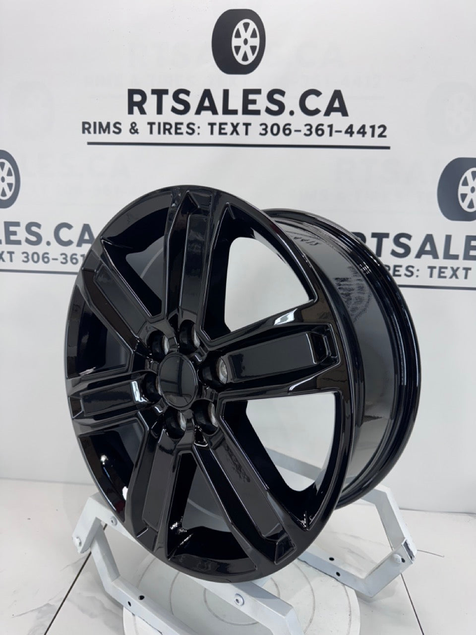 18x7.5 Rims 6x120 R247
