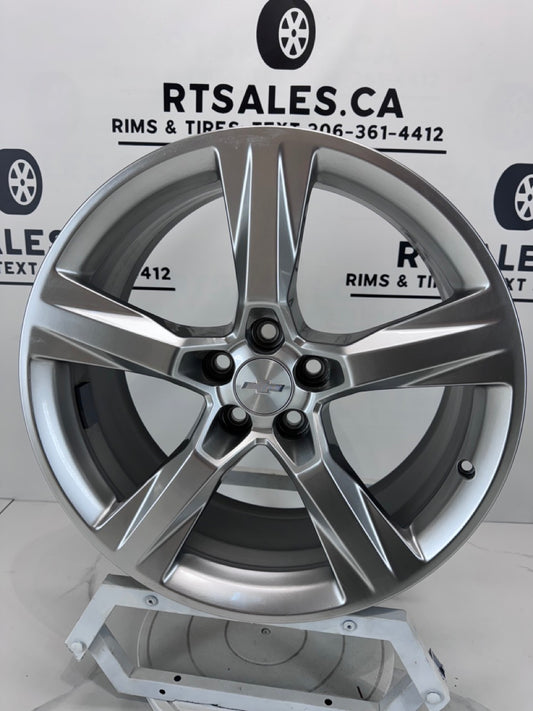 20x9.5/8.5 Staggered Chevy Camaro OEM Rims 5x120