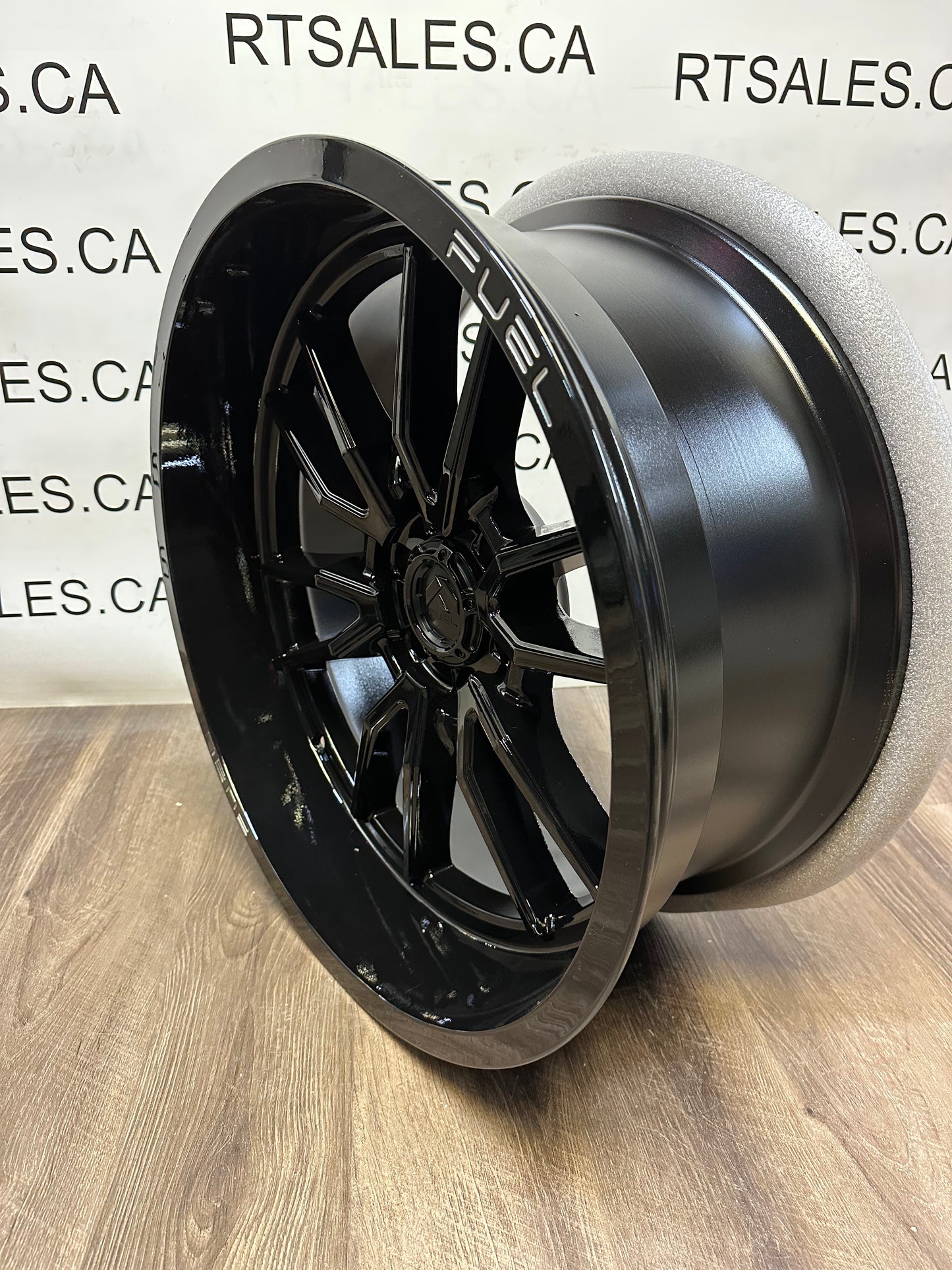 22x10 Fuel Clash Rims 6x135 Ford F-150 and Expedition