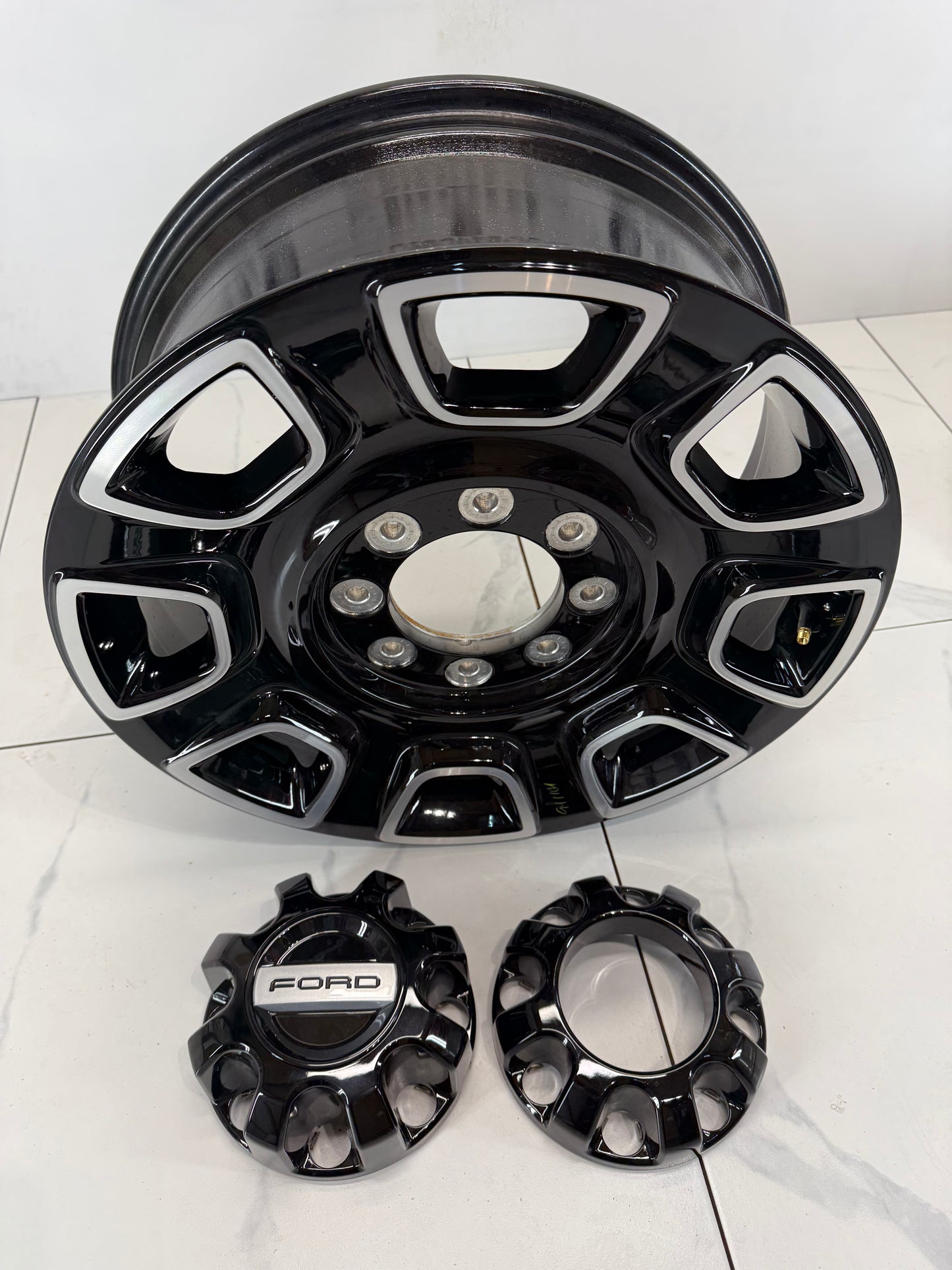 20x8 Ford F250/350 Platinum Rims 8x170 (Takeoffs)