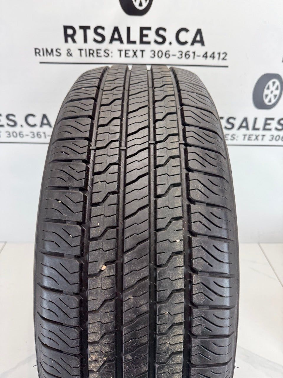 275/60/20 Goodyear Territory HT All Season Tires ( Takeoffs)