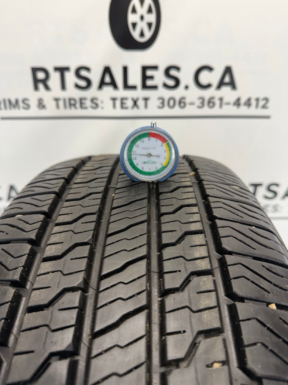 275/60/20 Goodyear Territory HT All Season Tires ( Takeoffs)