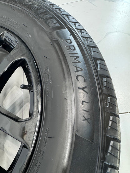 265/65/18 michelin tires 18x8.5 Rims 6x139 Chevy GMC 1500