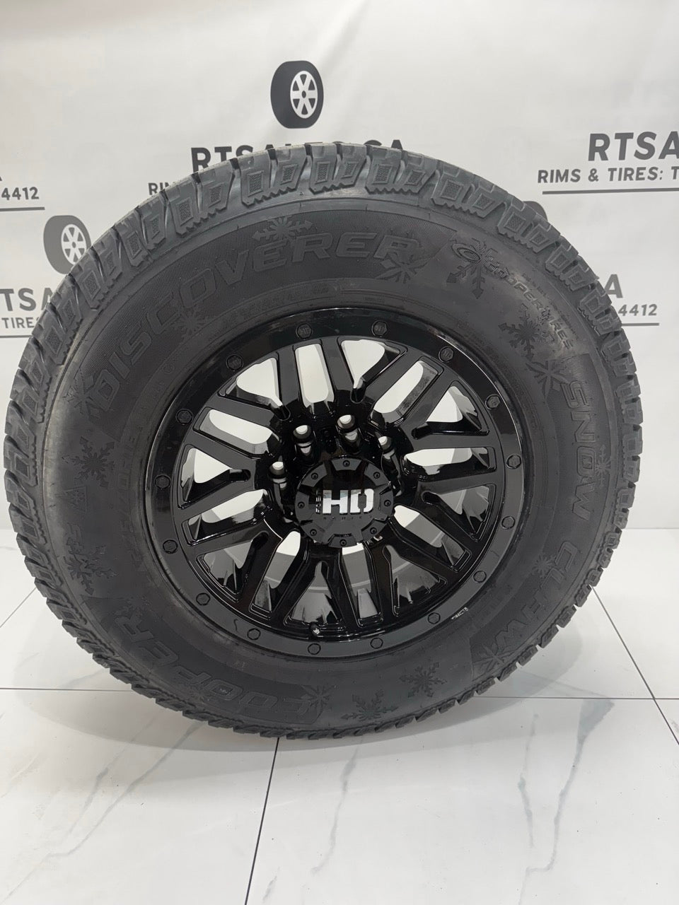 275/70/18 Cooper Snow Claw Winter Tires 18" Fast HD Rims 8x165