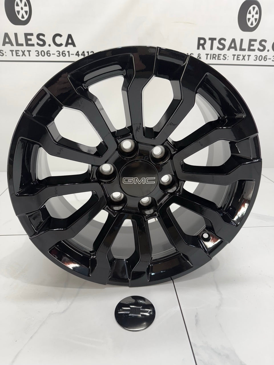 18x8.5 Replica Rims 6x139 AT4