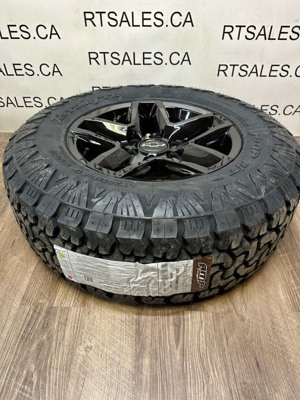 265/70/17 Amp All weather tires rims Chevy Gmc 1500 6x139