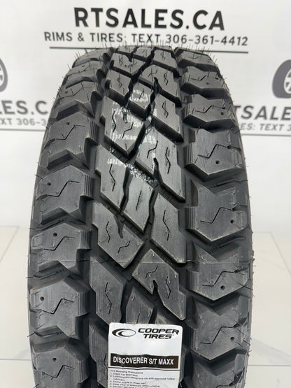 LT 35x12.5x20 Cooper ST MAXX All Season E