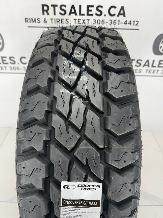 Cooper Discoverer S/T MAXX tread and construction — R&T Sales