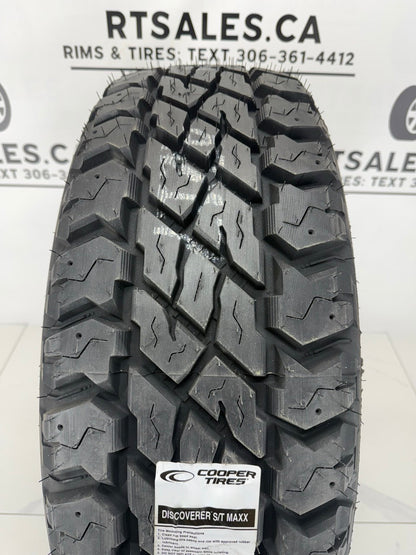 Cooper Discoverer S/T MAXX tread and construction — R&T Sales