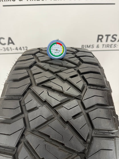255/55/18 Nitto RIDGE GRAPPLER XL All season (takeoffs)