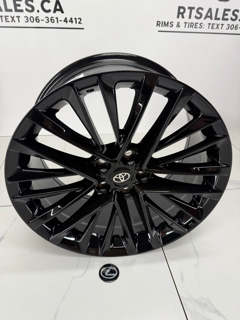 19x8.5 R300 Rims 5x114.3 Toyota / Lexus