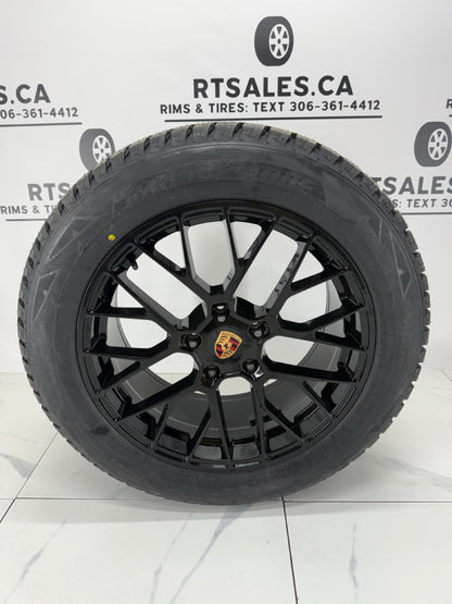 255/55/20 Bridgestone Winter tires 20" Rims 5x130 Porsche Cayenne