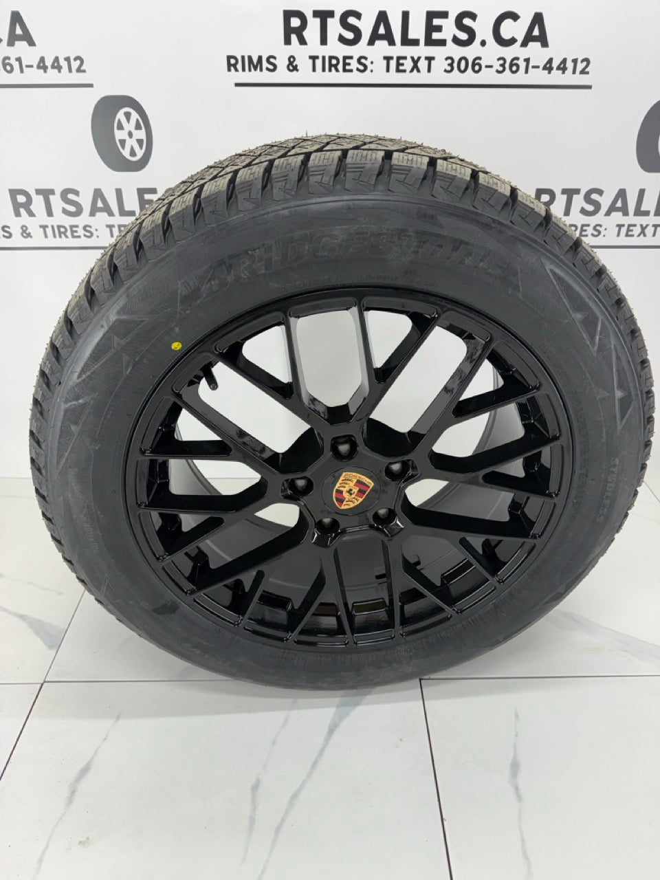 255/55/20 Bridgestone Winter tires 20" Rims 5x130 Porsche Cayenne