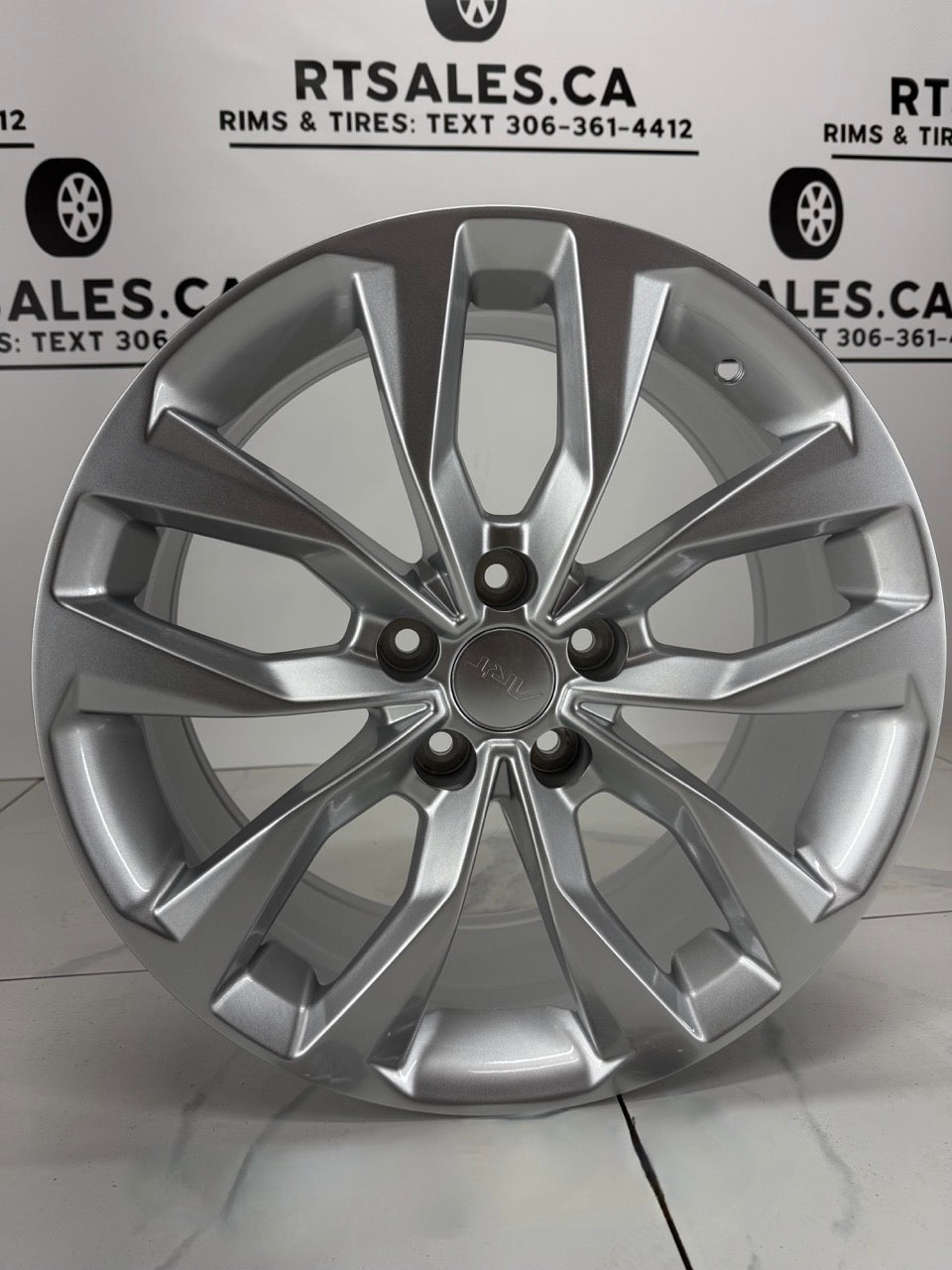 5x108 Silver RT Rims 18" & 19"
