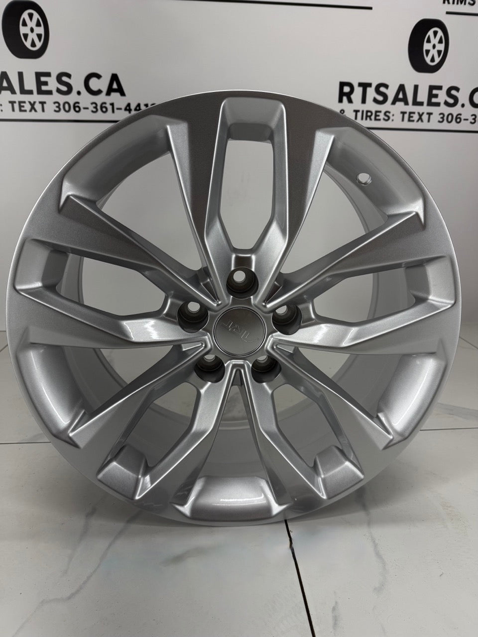 5x108 Silver RT Rims 18" & 19"