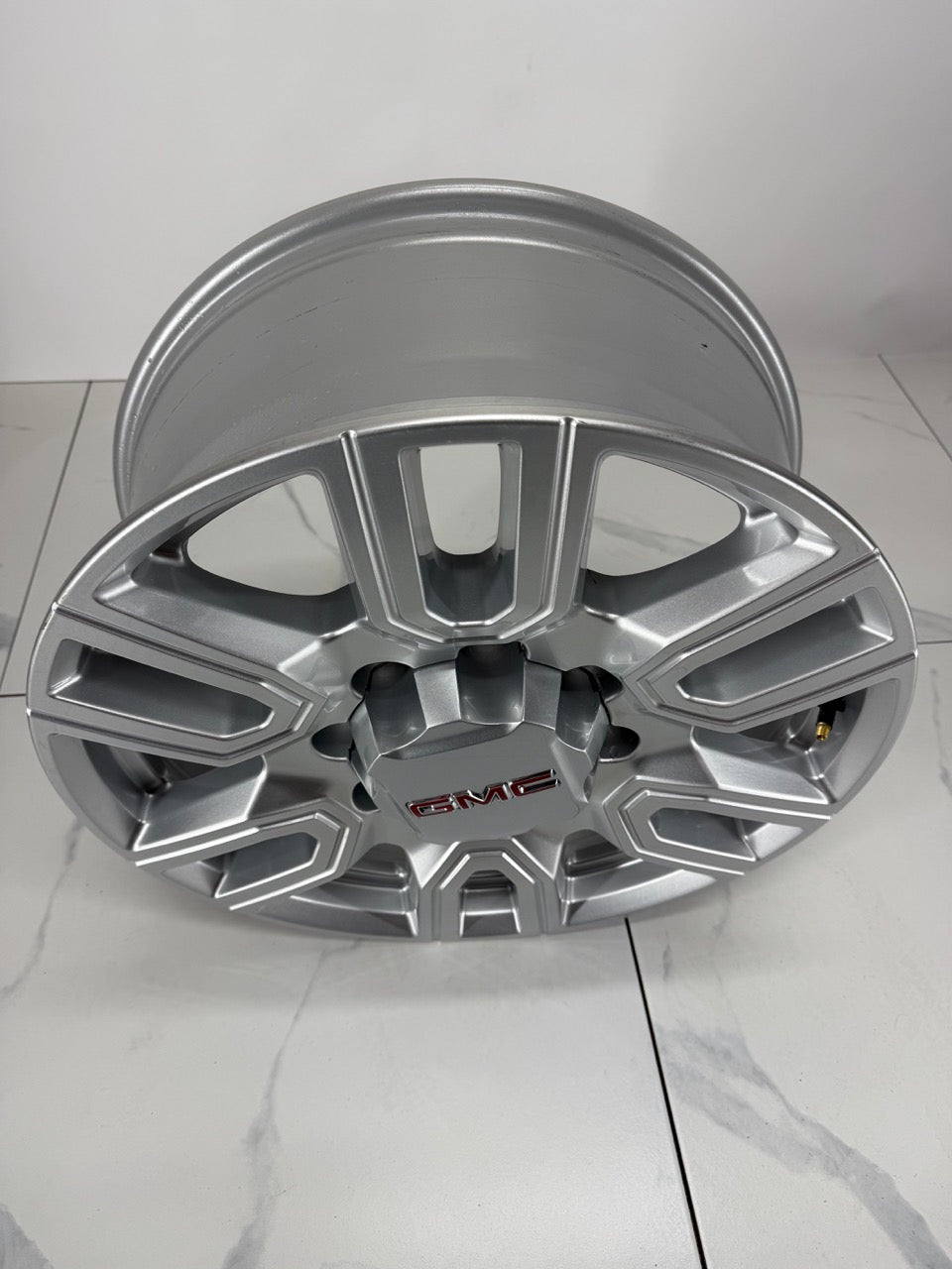 20x8.5 GMC 2500/3500 OEM Rims 8x180 (Takeoffs)