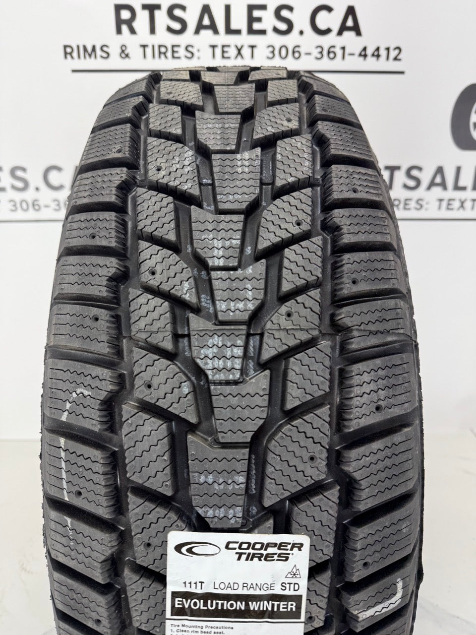 225/65/16 Cooper Evolution Winter Studdable